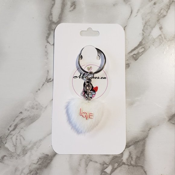 Mini Heart Keychain - Picture 6 of 6